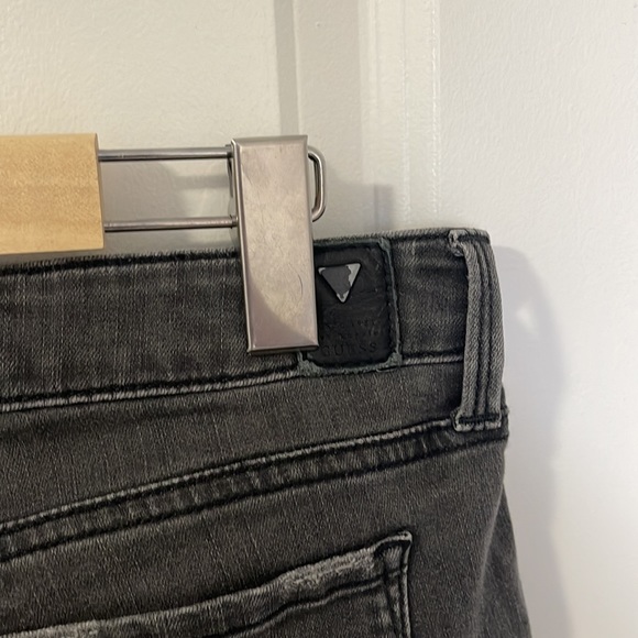 Guess low rise ripped jeans - Picture 4 of 4